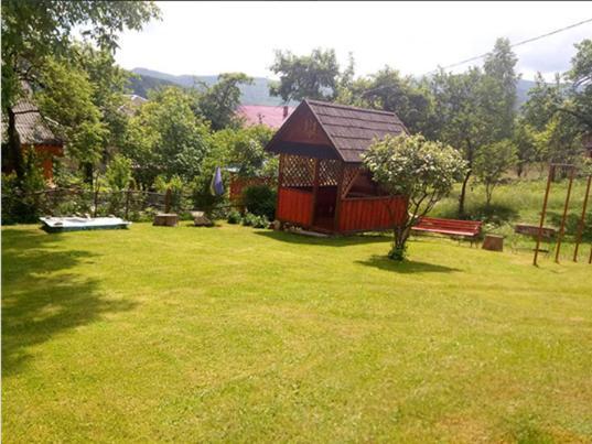 Villa Затишний Дім Jaremče Esterno foto