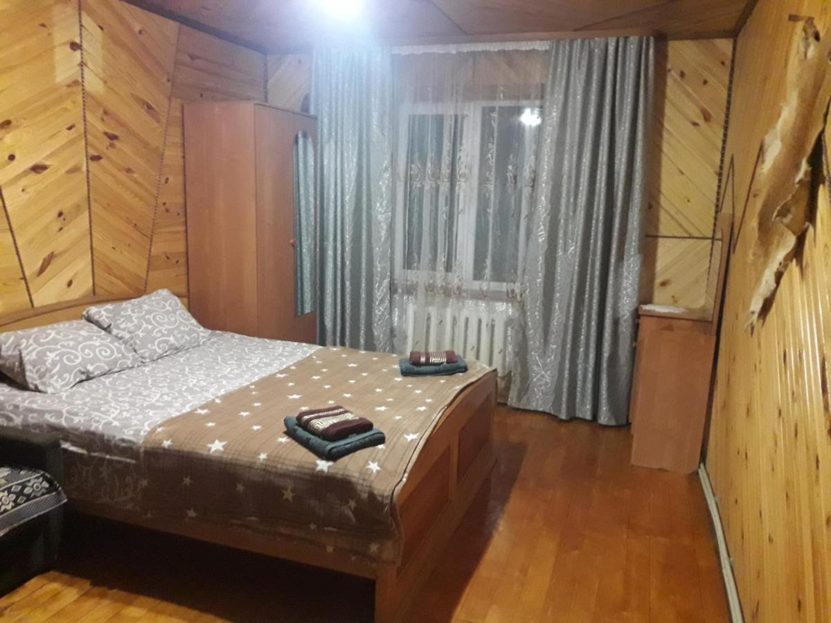 Villa Затишний Дім Jaremče Esterno foto