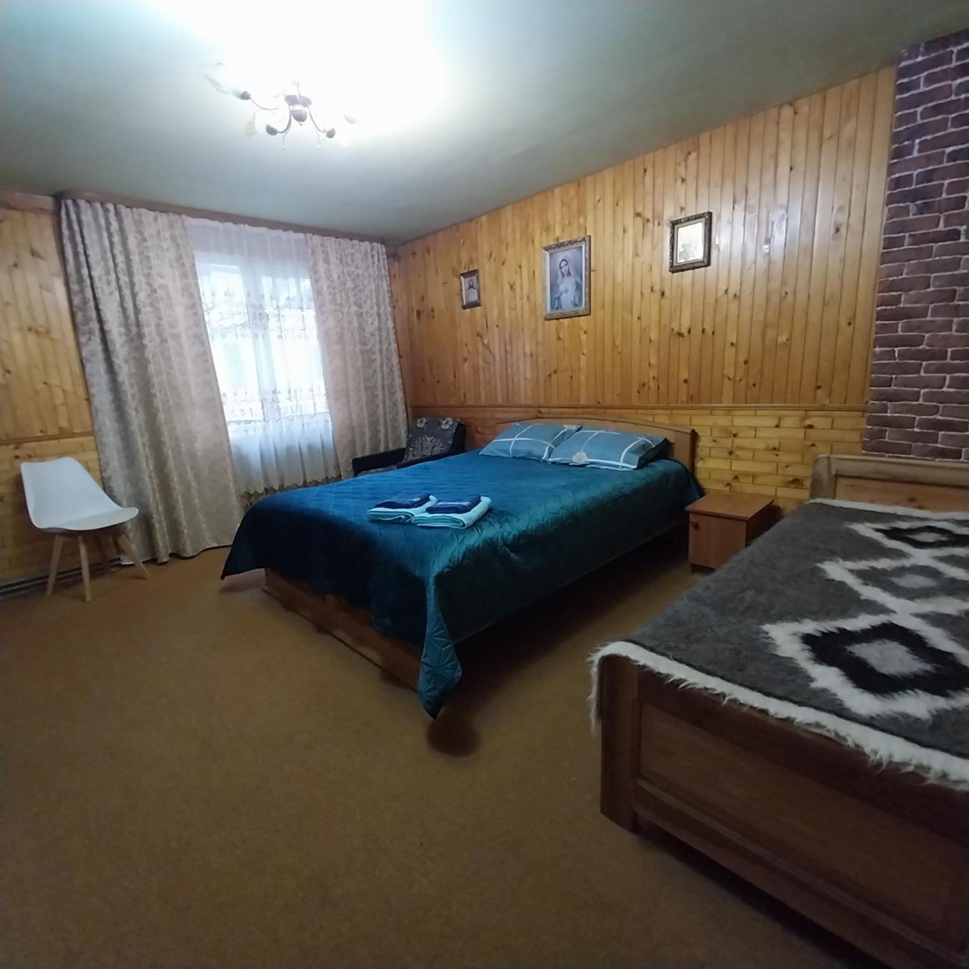 Villa Затишний Дім Jaremče Esterno foto