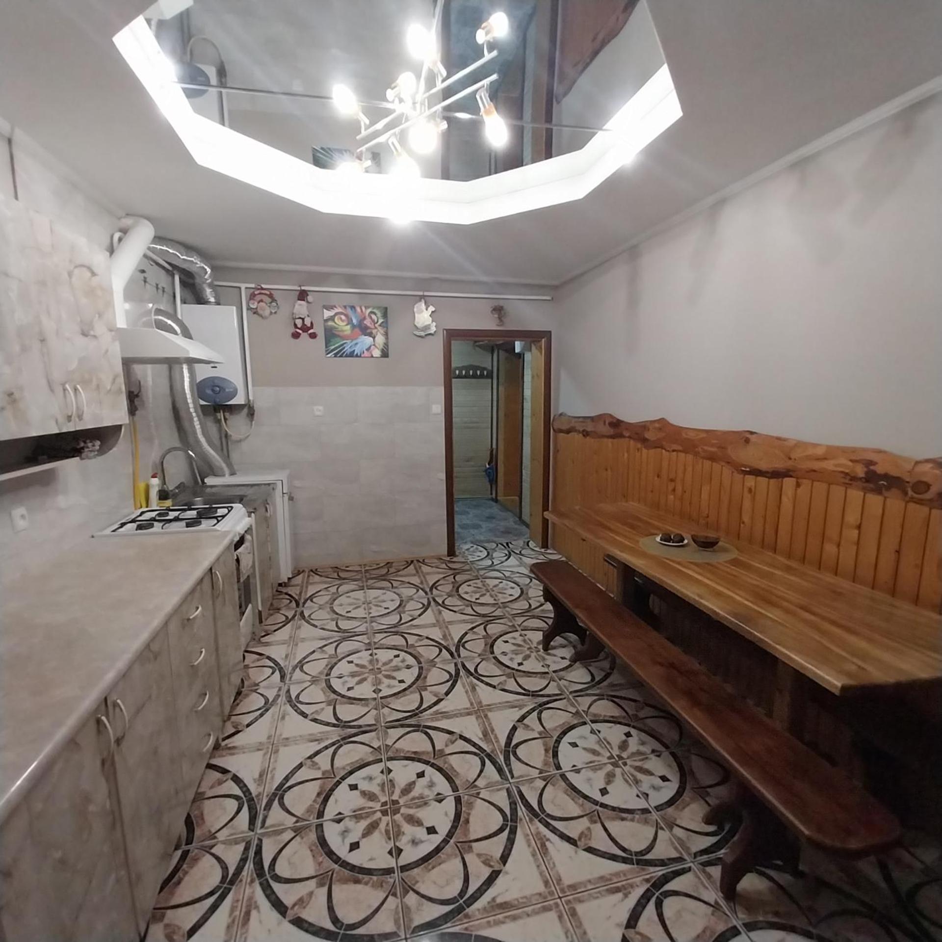 Villa Затишний Дім Jaremče Esterno foto
